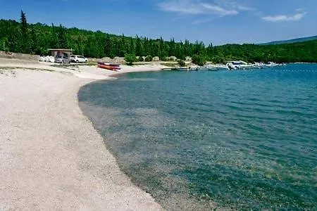 Apartment Quiet Getaway Koromačno