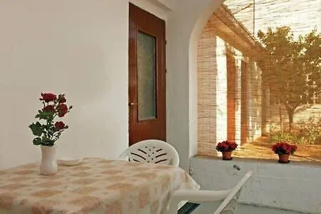 Apartment Quiet Getaway Koromačno